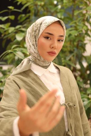 Silk Home SHiny Scarf 75007-39