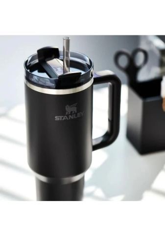 Stanley Quencher Pipetli Termos Bardak 1.18 Lt Siyah